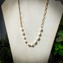 Load image into Gallery viewer, Freshwater Pearl Paperclip Necklace