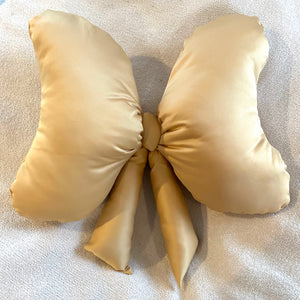 Trendy Bow Pillows