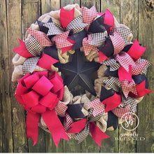 Load image into Gallery viewer, Primitive Plaid Star Burlap Wreath - as seen in COUNTRY SAMPLER magazine - black &amp; burgundy red - Simply Blessed
